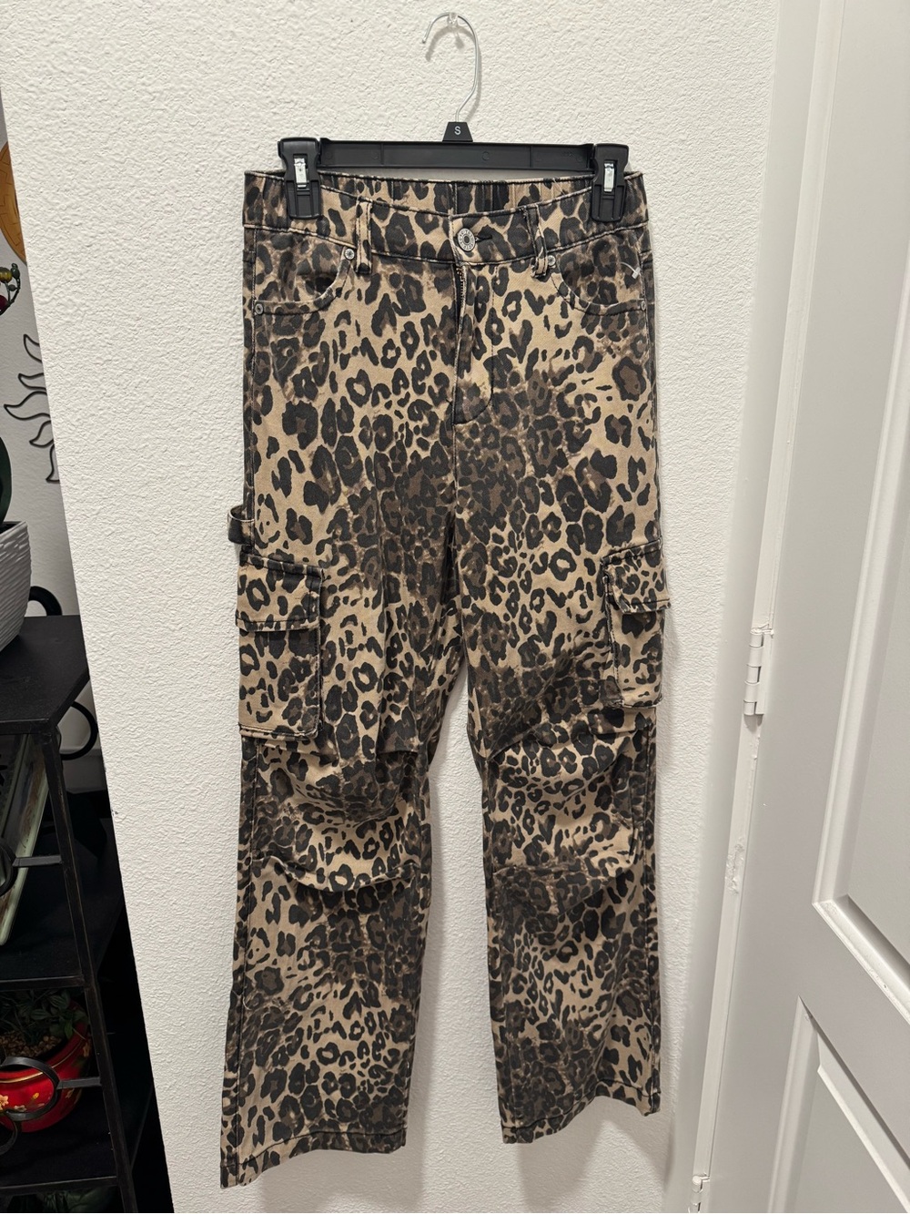Leopard Print Cargo Pants - Tan & Brown
